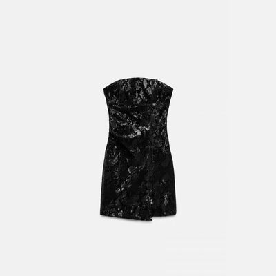 Schwarzes Kleid mit Schlangen-Paillettenmuster – Bandeau Stil